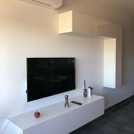 Naturiste Cap D'agde Port Nature 869 *