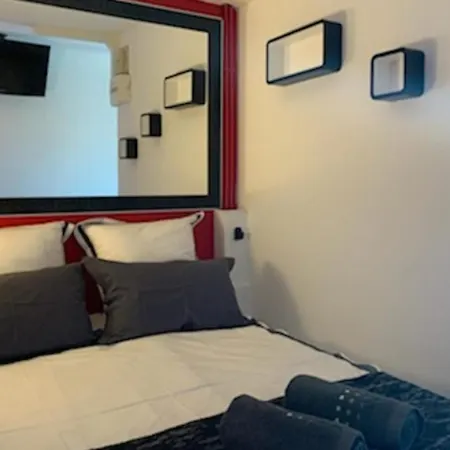 Naturiste Cap D'agde Port Nature 869 *